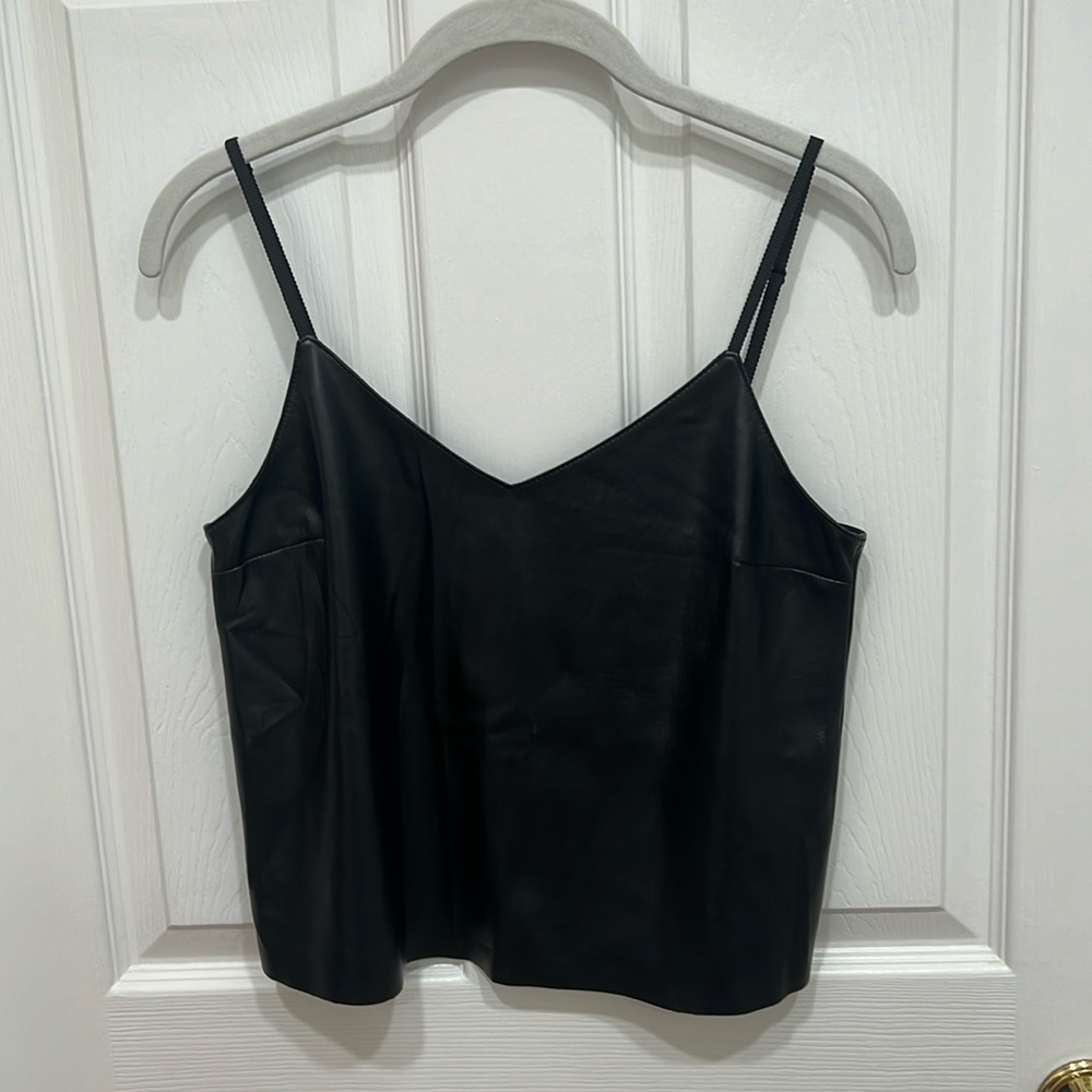 BB Dakota Faux leather top. XS